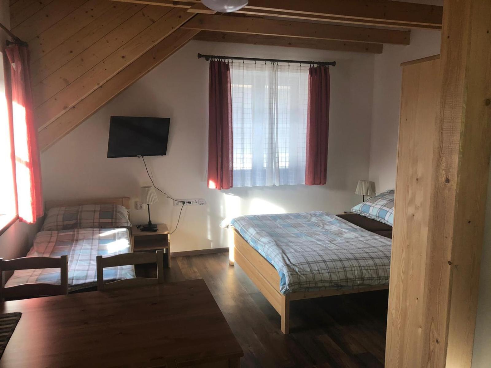 Apartmany Verunka クヴィルダ 部屋 写真