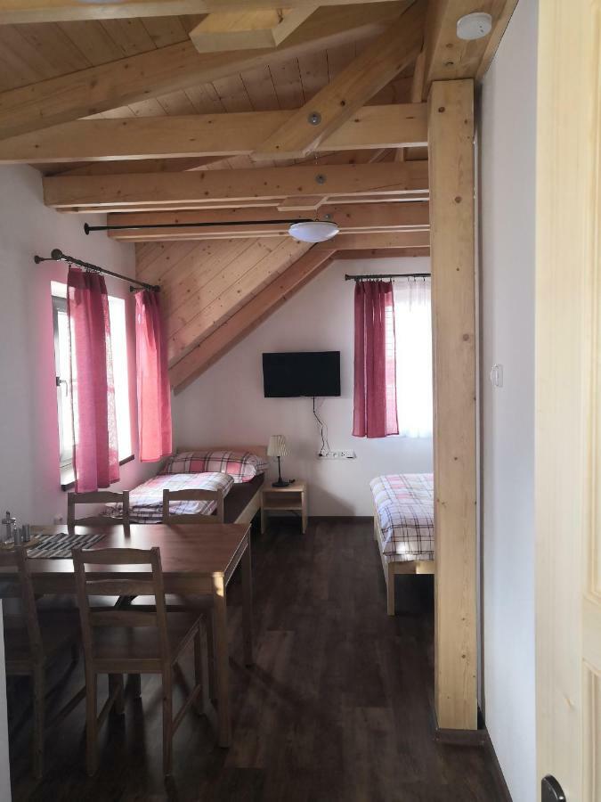 Apartmany Verunka クヴィルダ エクステリア 写真